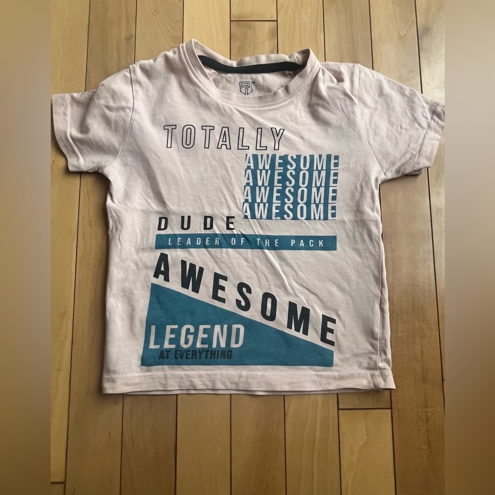 Boys short sleeve tee 2-3y